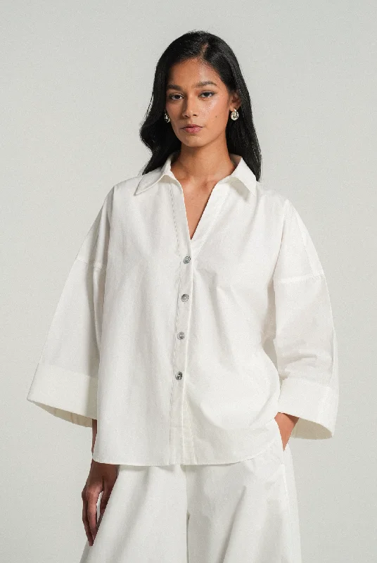 The Sculptor Poplin Shirt in White-- Zippered Front Buttoned Front Snap Front