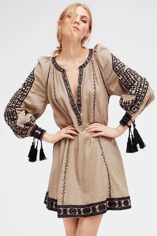 Fringe Ethnic Embroidered Long Sleeve Boho Style Mini Dress - Gray A-Line Day Work