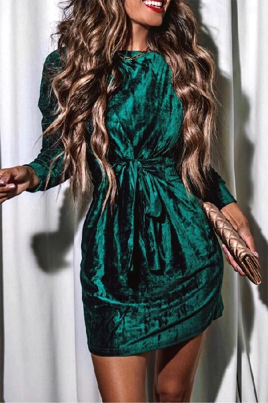 Lilipretty Christmas Long Sleeve Round Neck Mini Dress Fashionable Lace-Trim Mini Dress Lilipretty Christmas Long Sleeve Round Neck Mini Dress Fashionable Lace-Trim Mini Dress