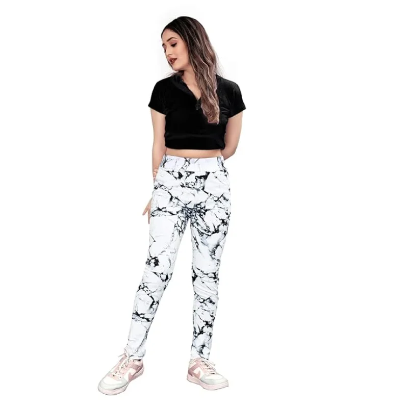 BRANDS & BEYOND - Digital Print  Allover Leggings Fashionable Printed Leggings