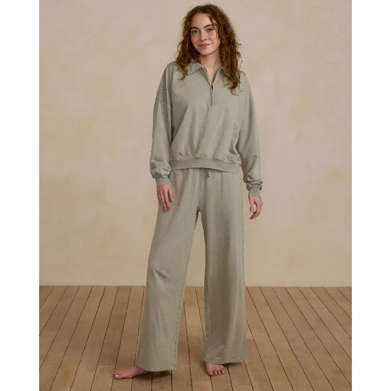 Rylee and Cru Laurel Quarter Zip Women Pullover Leg Sleeve Comfort