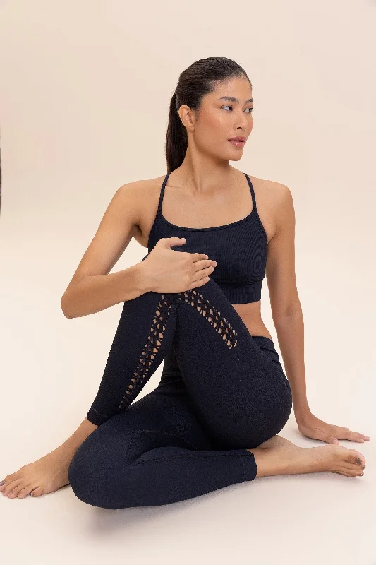 Explore Seamless Leggings Stylish Ankle-Length Leggings