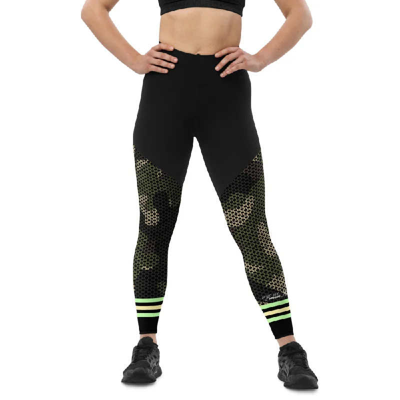 'Lady Savage' Leggings - Pin Camo x Banana Mania Comfortable Capri-Length Leggings