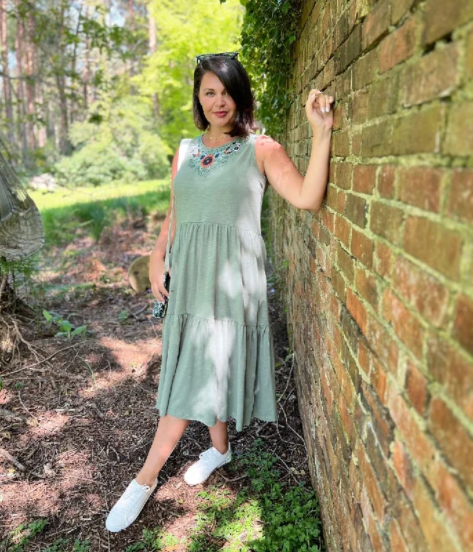 Brakeburn Clem Midi Jersey Dress Elegant Lace Trim Midi Dress