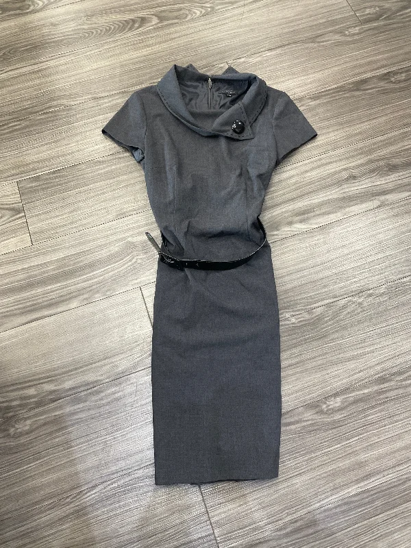 Dress Casual Midi By Tahari By Arthur Levine In Grey, Size: 4 Chic Floral Print Midi Dress