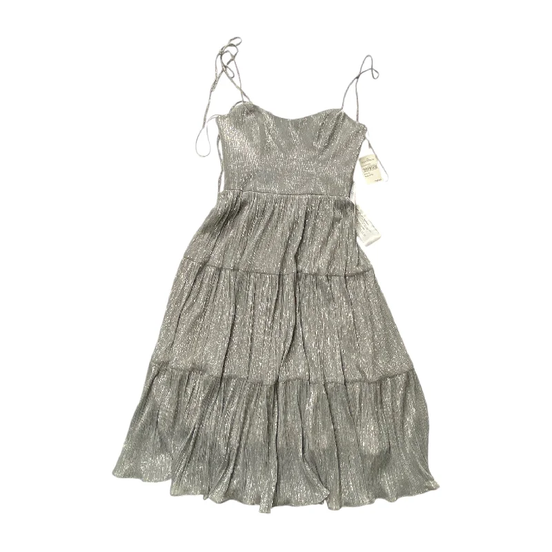 Dress Party Midi By Dress The Population In Silver, Size: S Trendy Tiered Hem Midi Dress