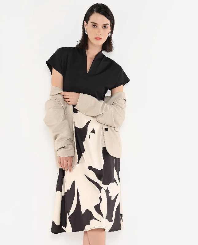 Rareism Women Sopp White Extended Sleeves Built-Up Neck Zipper Closure Fit And Flare Midi Abstract Print Dress Cozy Knit Midi Dress Rareism Women Sopp White Extended Sleeves Built-Up Neck Zipper Closure Fit And Flare Midi Abstract Print Dress Cozy Knit Midi Dress