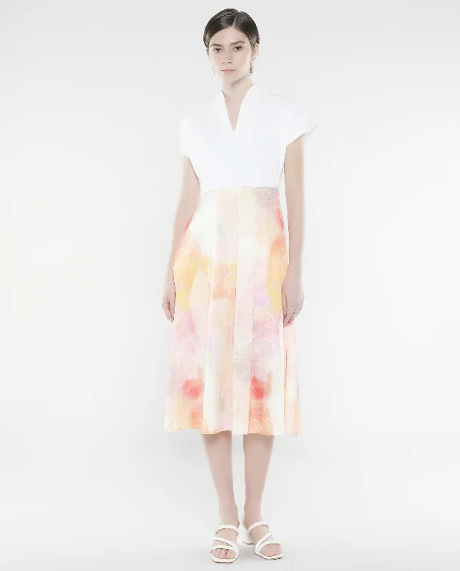 Rareism Women Usoppin Multi Extended Sleeves Built-Up Neck Zip Closure Fit And Flare Midi Abstract Print Dress Comfortable Fit-and-Flare Midi Dress Rareism Women Usoppin Multi Extended Sleeves Built-Up Neck Zip Closure Fit And Flare Midi Abstract Print Dress Comfortable Fit-and-Flare Midi Dress