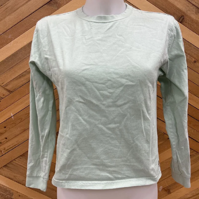 Mountain Hardwear- l/s climbing hold shirt : light green -women-xs-- Oversized T-Shirt Spandex breathable Mountain Hardwear- l/s climbing hold shirt : light green -women-xs-- Oversized T-Shirt Spandex breathable