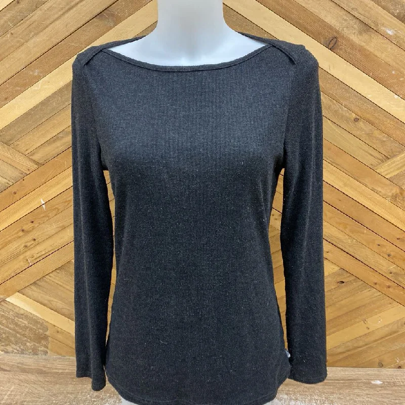 The North Face - Women's L/S Shirt: Dark Grey-women-MD-- V-Neck T-Shirt Long Sleeve Cotton The North Face - Women's L/S Shirt: Dark Grey-women-MD-- V-Neck T-Shirt Long Sleeve Cotton
